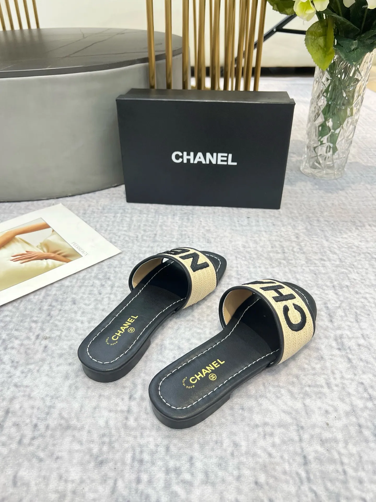 💕💕Factory direct selling price p340💕💕 Genuine leather sole +30 CHANEL, the upper uses three-dimensional electric embroidery technology, the upper foot is comfortable, soft and breathable, must-have size 35-43, leather sole +30